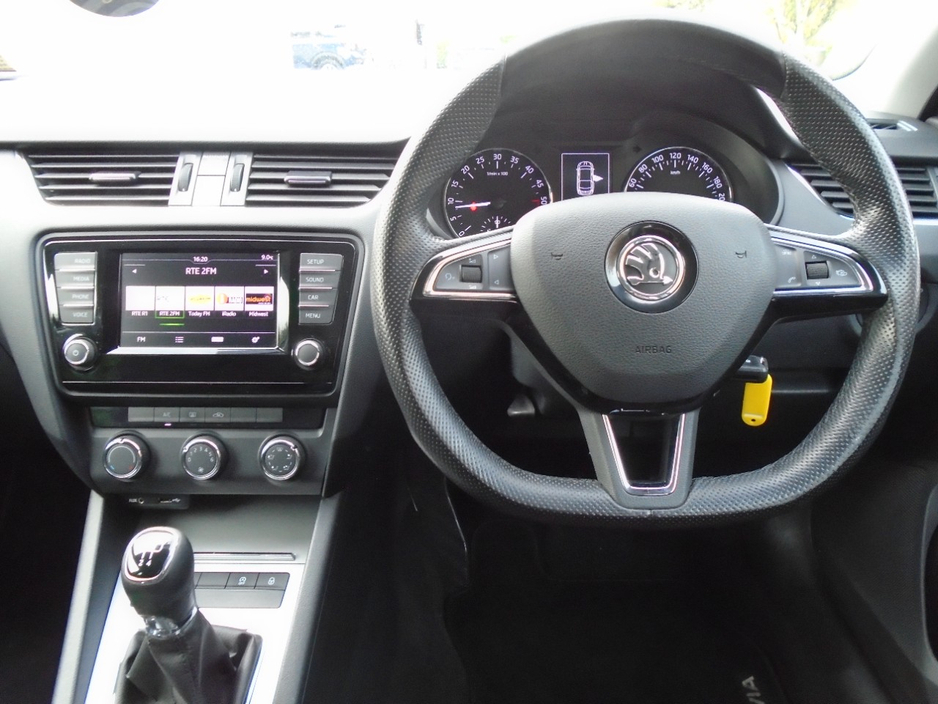 2017 Skoda Octavia 1.6L Diesel For Sale Images