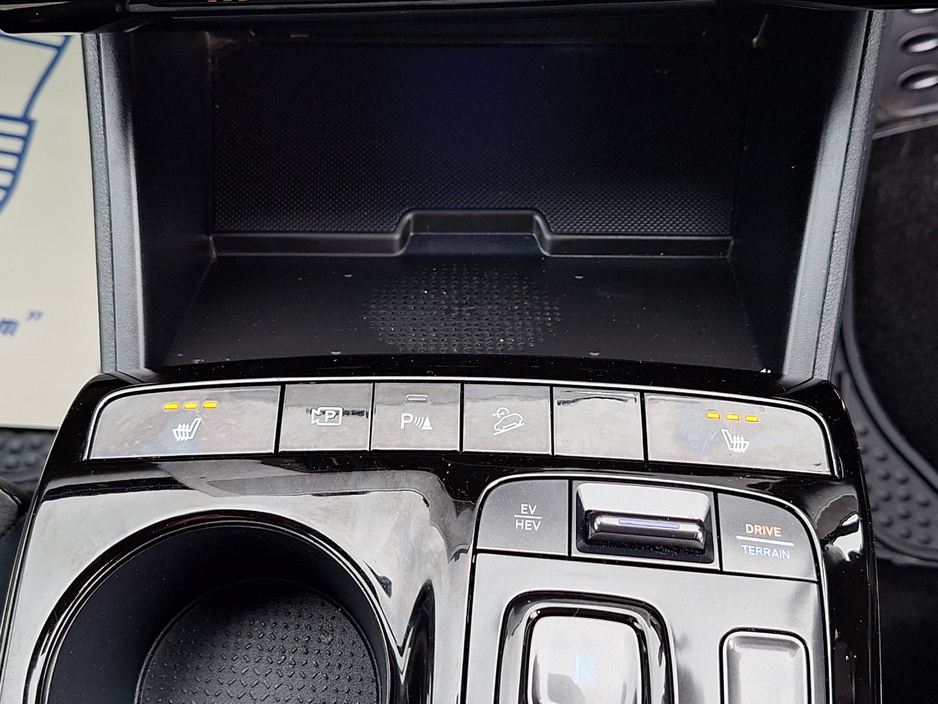 2023 Hyundai Tucson 1.6L Petrol Plug-in Hybrid For Sale Images