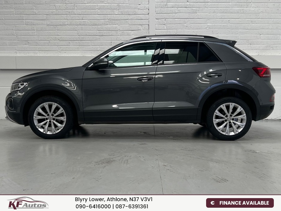 2023 Volkswagen T-Roc 2L Diesel For Sale Images