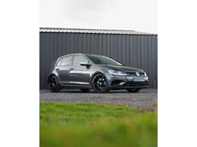 Volkswagen Golf R 2.0 TSI D7A 4M 5DR...