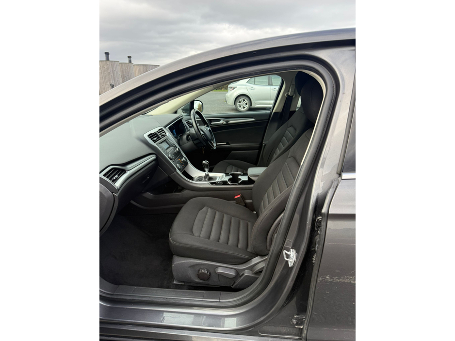 2015 Ford Mondeo 2L Diesel For Sale Images