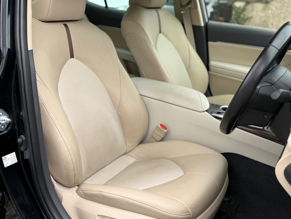 2021 Toyota Camry 2.5L Petrol Hybrid For Sale Images