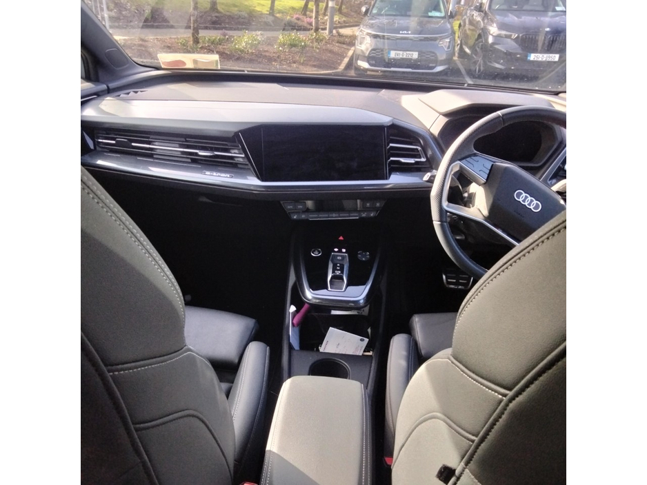 Audi Q4 e-tron E-TRON S LINE 45 AUTO 50 — thumbnail 3