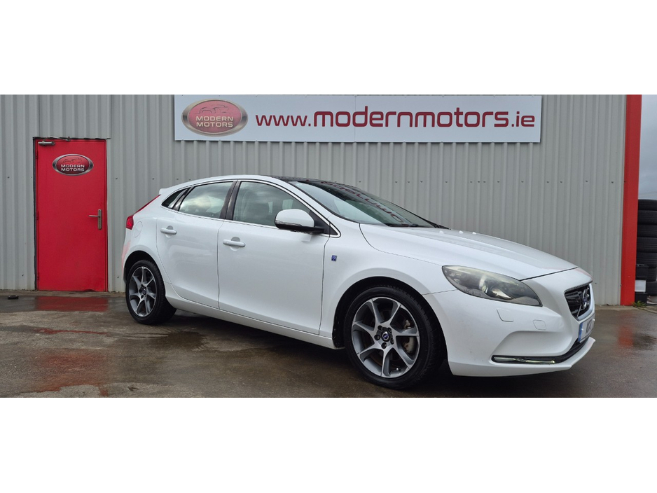 2015 Volvo V40