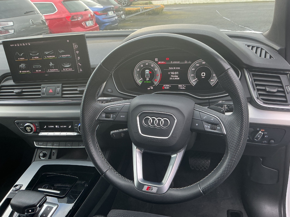 2023 Audi Q5 2L Hybrid For Sale Images
