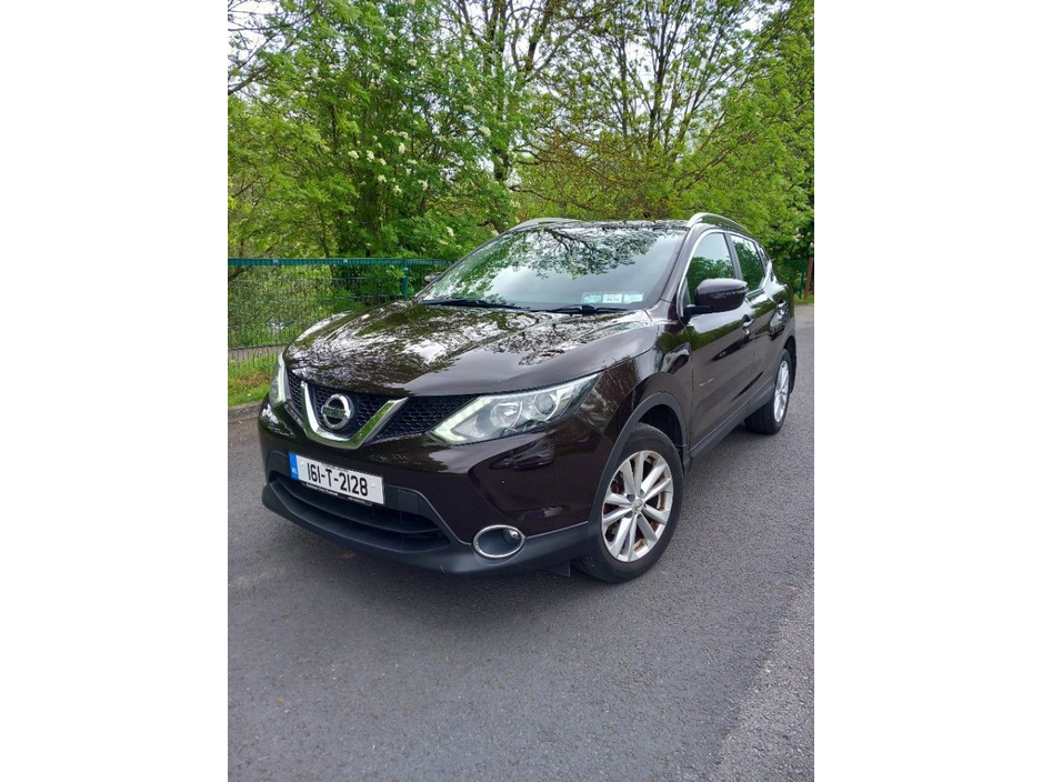 Nissan Qashqai 1.5 SV Hatchback Diesel Manual (110bhp)