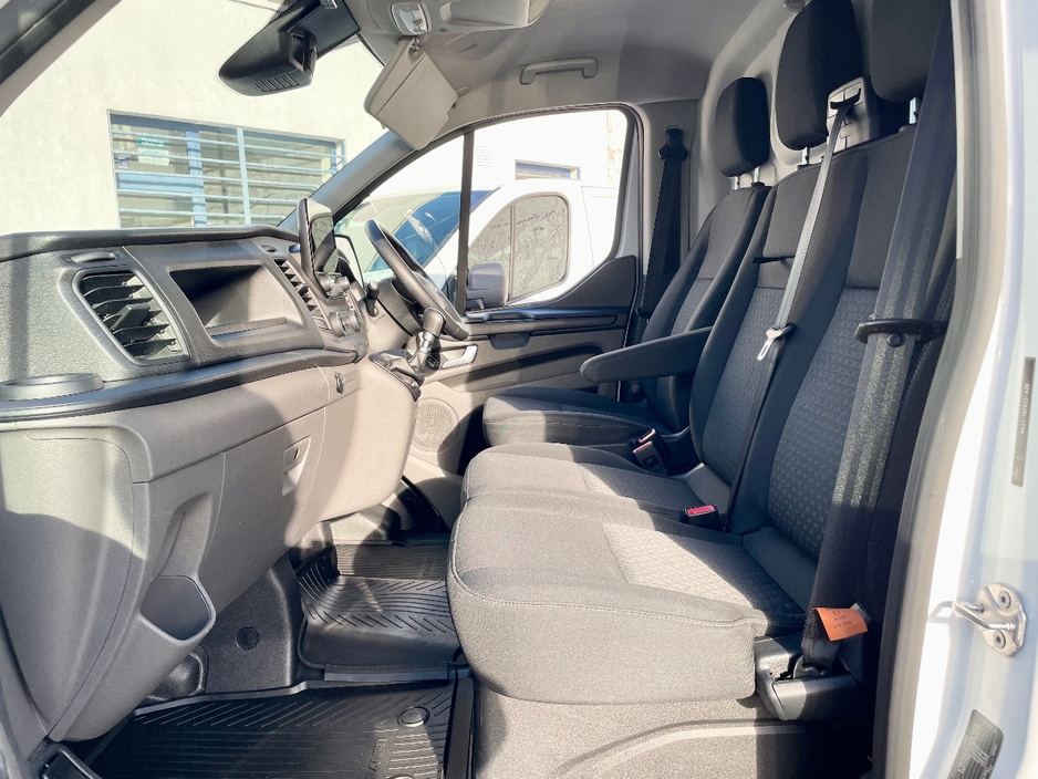 2022 Ford Transit Custom 2L Diesel For Sale Images