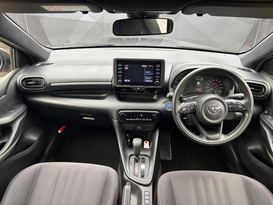 2021 Toyota Yaris 1.5L Petrol For Sale Images