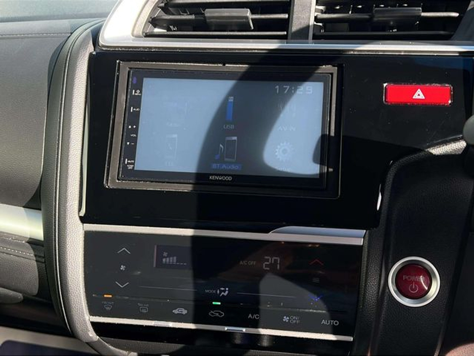 Honda Fit GP5 Hybrid 5DR Auto — thumbnail 14