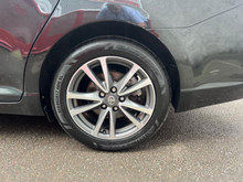 2013 Toyota Avensis 2L Diesel For Sale Images