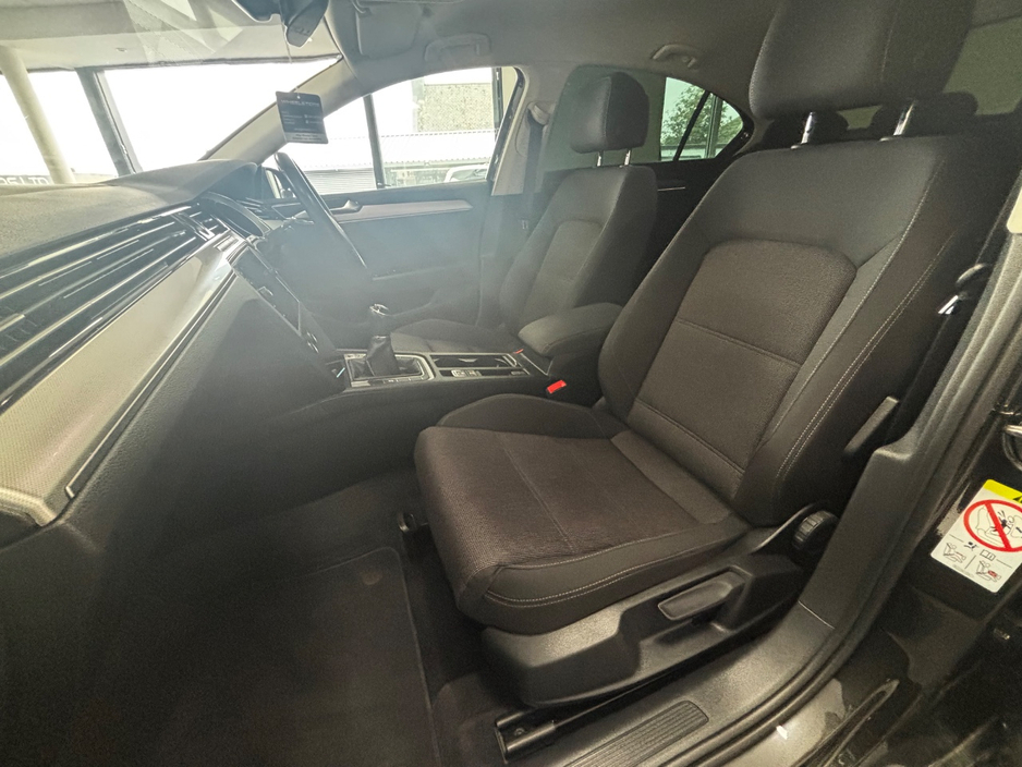 2019 Volkswagen Passat 2L Diesel For Sale Images