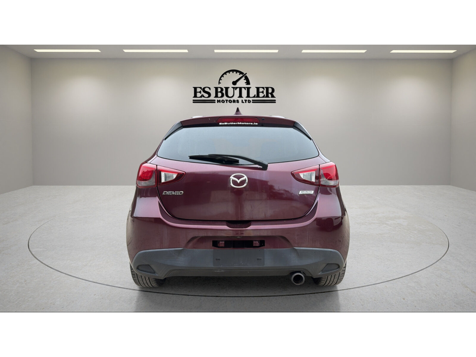 Mazda Demio — thumbnail 4