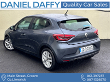 2022 Renault Clio 1L Petrol For Sale Images
