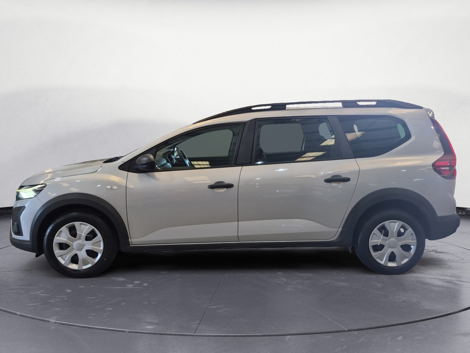 Dacia Jogger Essential TCE 110 1.0 Petrol — thumbnail 9