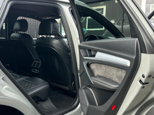 2019 Audi Q5 2L Petrol Plug-in Hybrid For Sale Images