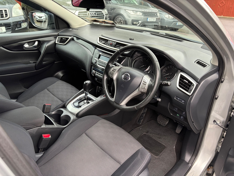 Nissan Qashqai 1.2 PET SV CVT AUTO — thumbnail 11