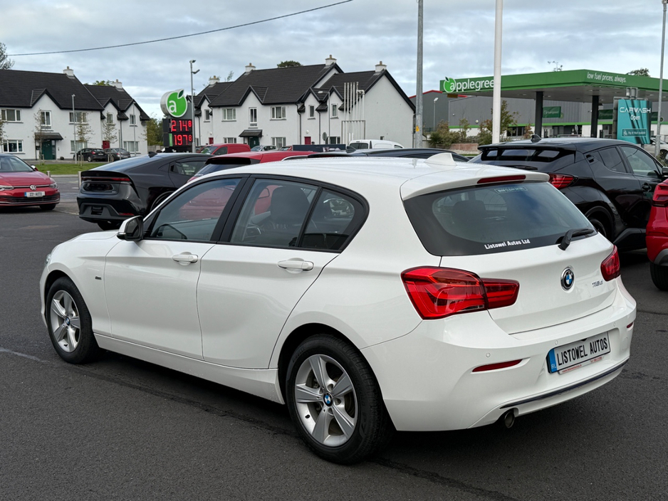 BMW 1 Series SPORT 2.0 DIESEL AUTOMATIC *REAR VIEW CAMERA, 16 " ALLOYS, REVERSE SENSORS, CRUISE CONTROL, BLUETOOTH CONNECTIVITY, DUAL ZONE CLIMATE CONTROL, PUSH START/STOP BUTTON, SERVICE HISTORY* — thumbnail 7