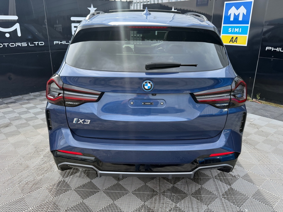 BMW iX3 M SPORT — thumbnail 8