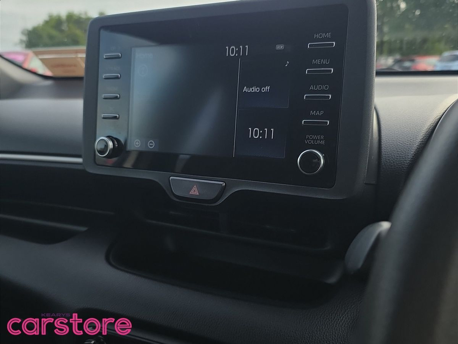 Toyota Yaris Hybrid X — thumbnail 23