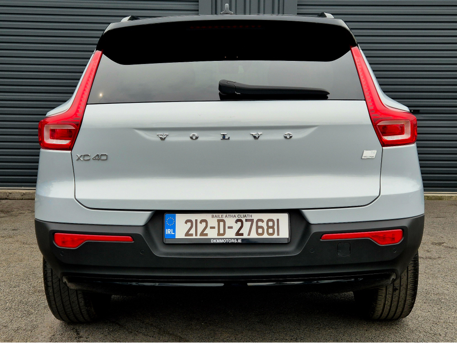 2021 Volvo XC40 1.5L Hybrid For Sale Images