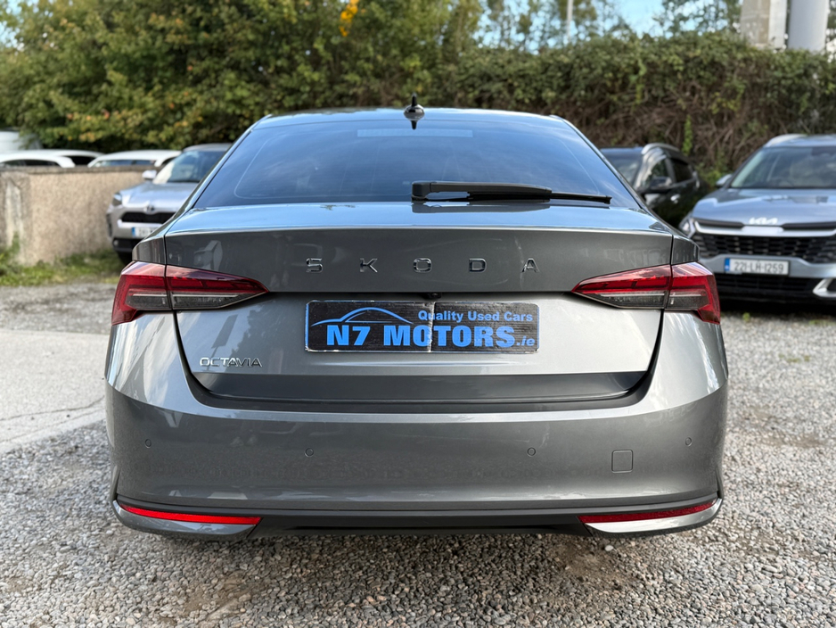 2024 Skoda Octavia 1.5L Petrol Hybrid For Sale Images