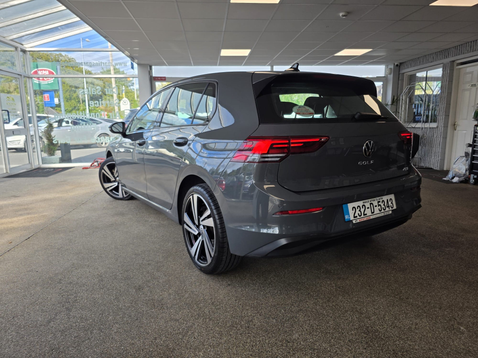 2023 Volkswagen Golf 1L Petrol For Sale Images