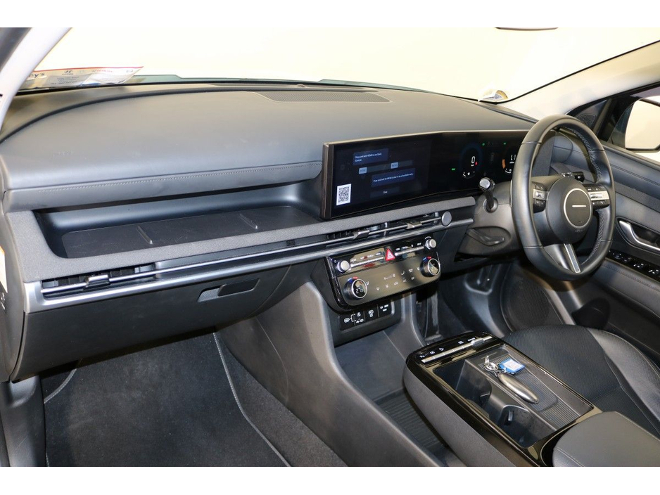 Hyundai Tucson Hybrid Executive 1.6L Petrol Automatic SUV — thumbnail 10