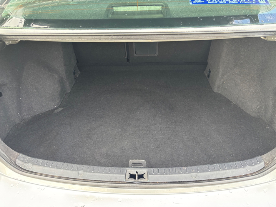2015 Toyota Avensis 2L Diesel For Sale Images