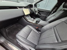 2024 Land Rover Range Rover Evoque 1.5L Petrol Plug-in Hybrid For Sale Images