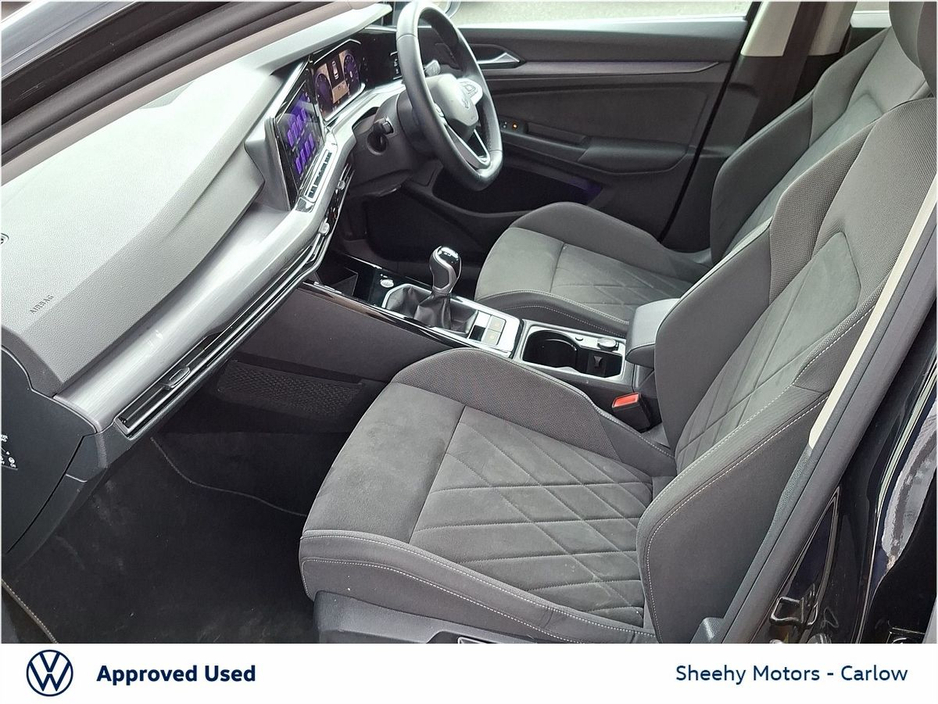 Volkswagen Golf 2.0TDI STYLE 5DR — thumbnail 4