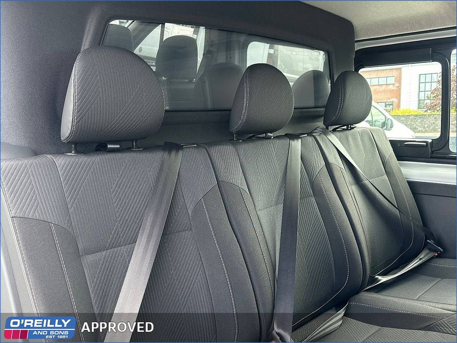 2025 Renault Trafic 2.0L Diesel For Sale Images
