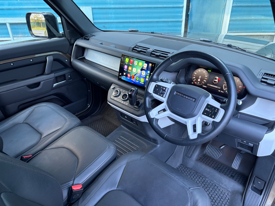 2025 Land Rover Defender 3L Diesel For Sale Images