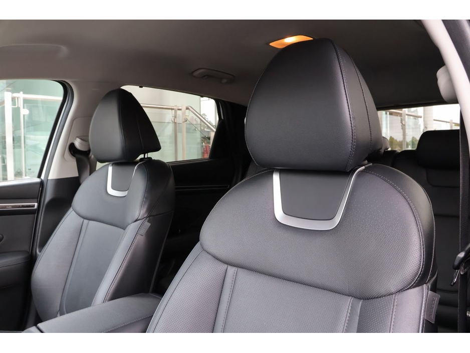 Hyundai Tucson 2WD Executive Plus HEV STG Auto — thumbnail 16