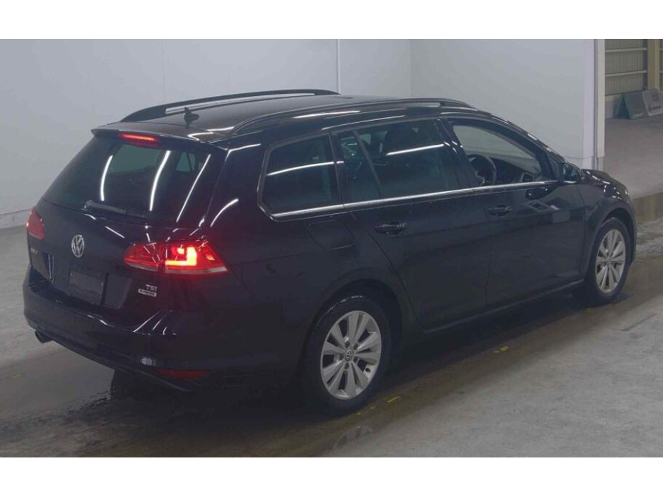 Volkswagen Golf 1.2 TSI Comfortline Bluemotion Estate Petrol Auto — thumbnail 4