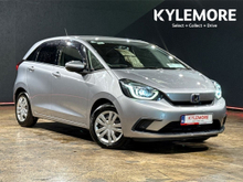 Honda Fit 1.5 HYBRID AUTOMATIC - PUSH BUTTON STOP START - HEATING / AC CONTROLS -