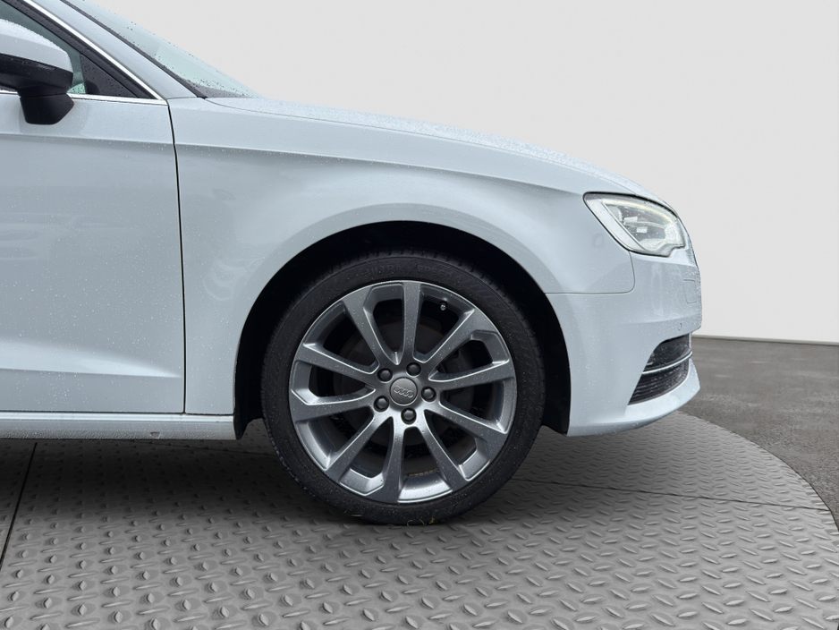 Audi A3 2016 Audi A3  Saloon 1.4 TFSi Automatic — thumbnail 17