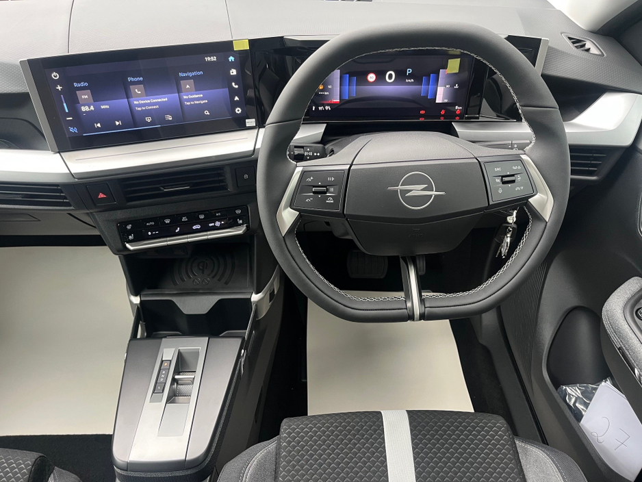 2026 Opel Frontera 1.2L Petrol Hybrid For Sale Images