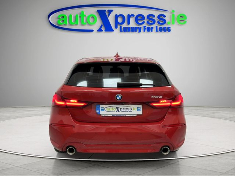 BMW 1 Series 118D PLAY EDITION JOY PLUS Automatic — thumbnail 9