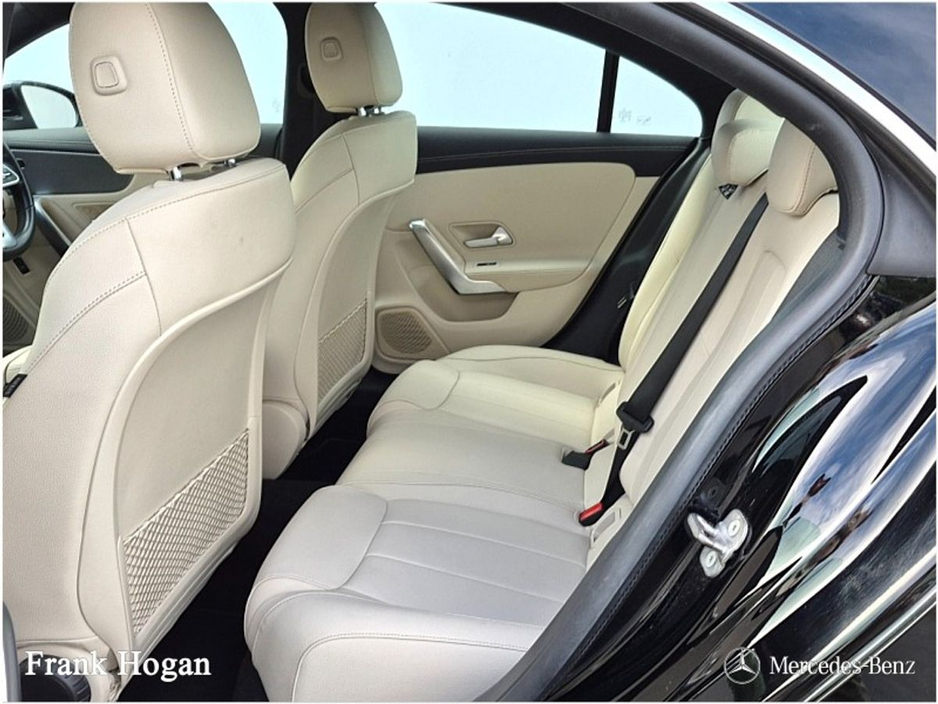 Mercedes-Benz CLA Class CLA180 Coup A/T Progressive 1.3 PETROL ( ONLY 49,000 KMS ) — thumbnail 15