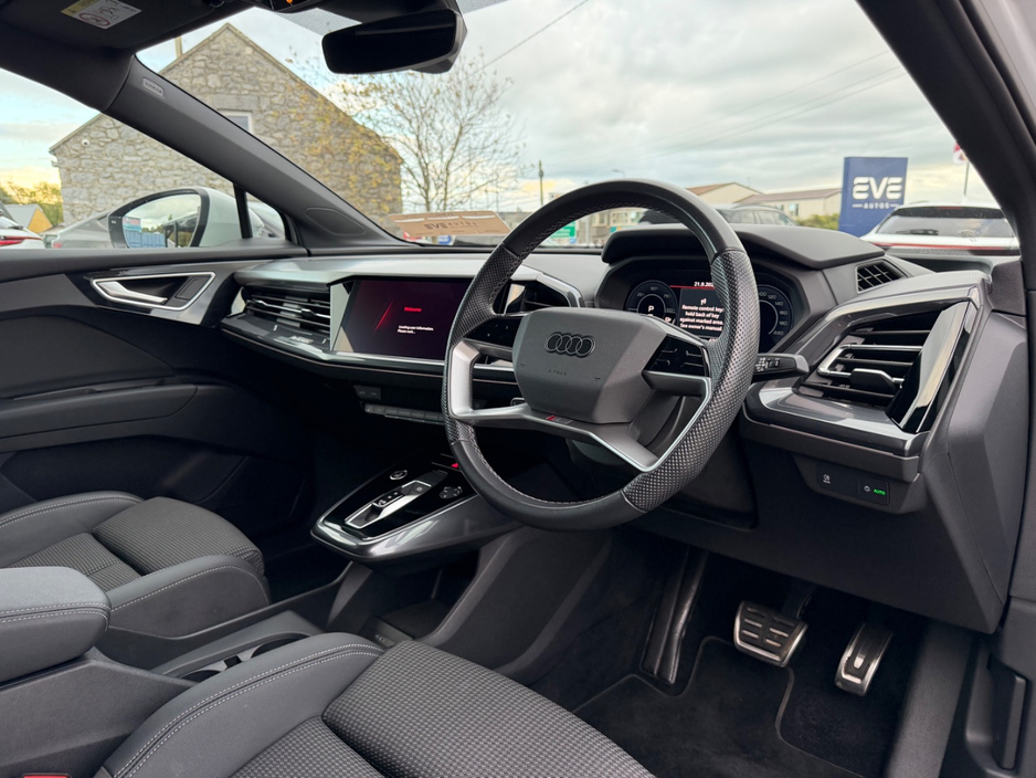 Audi Q4 e-tron S-Line - 40 Etron - 82KWh — thumbnail 11