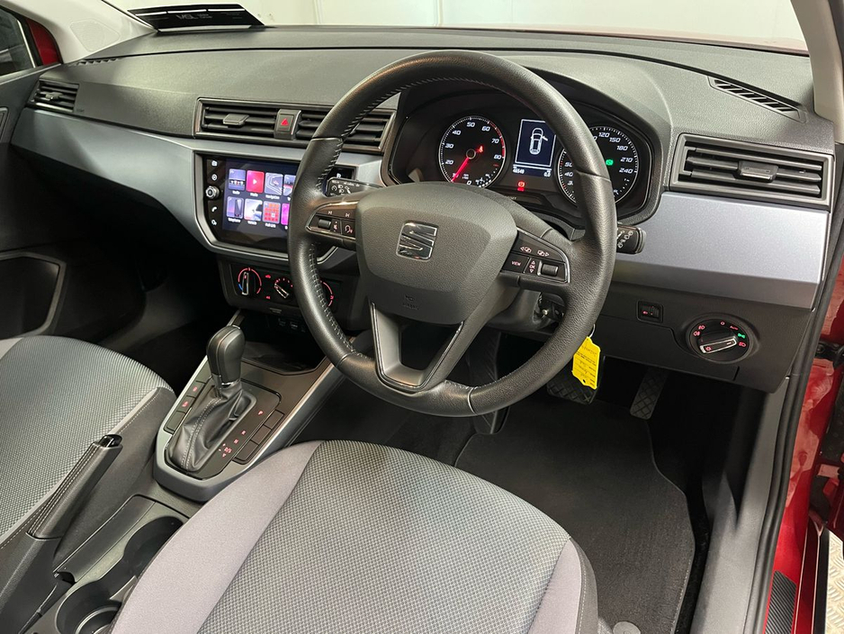 SEAT Arona SE Plus DSG 1.0TSI 115BHP - Parking Sensors - Sat Nav - Air-Conditioning - Cruise Control - Auto Lights/Wipers - Apple CarPlay/Android Auto — thumbnail 9
