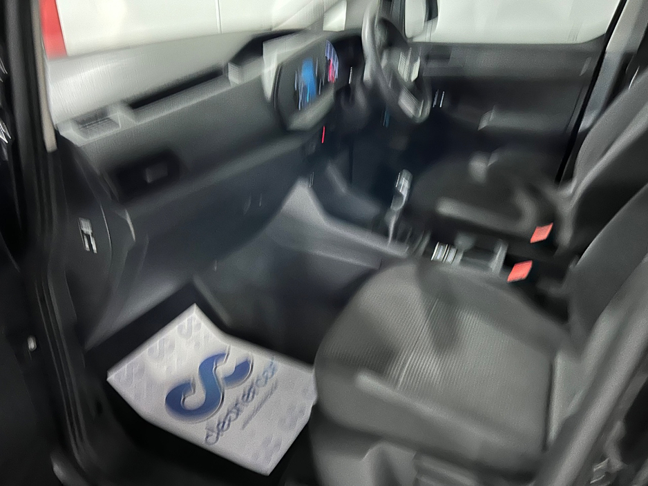 2023 Volkswagen Caddy 2L Diesel For Sale Images