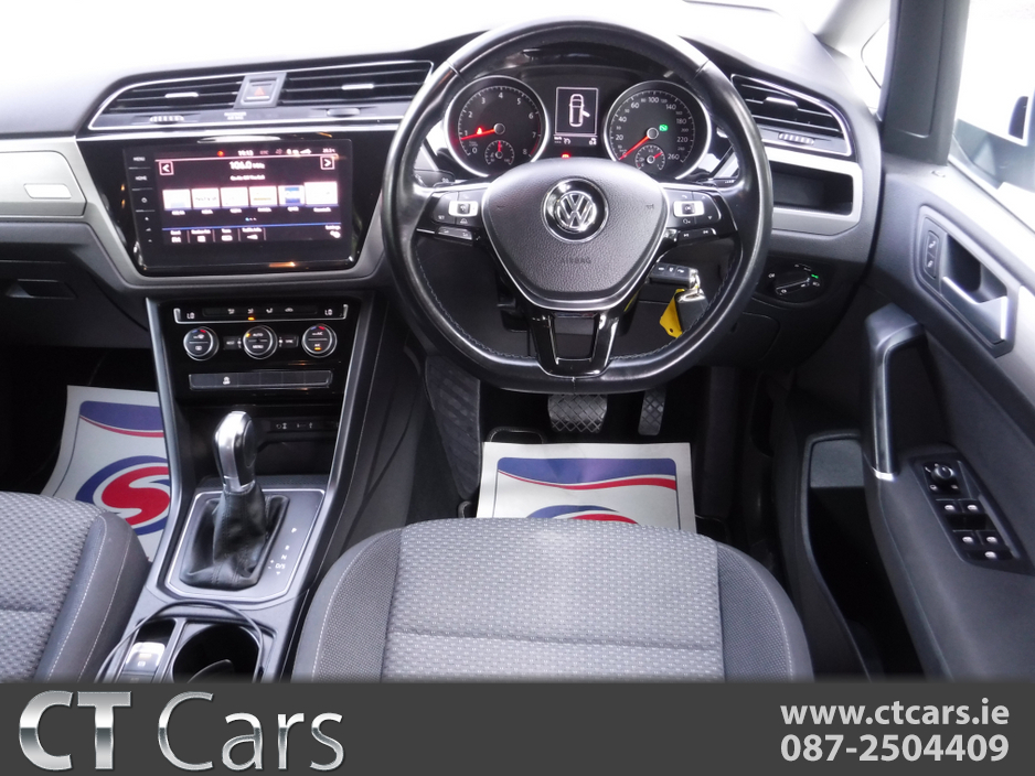 2018 Volkswagen Touran 1.4L Petrol For Sale Images