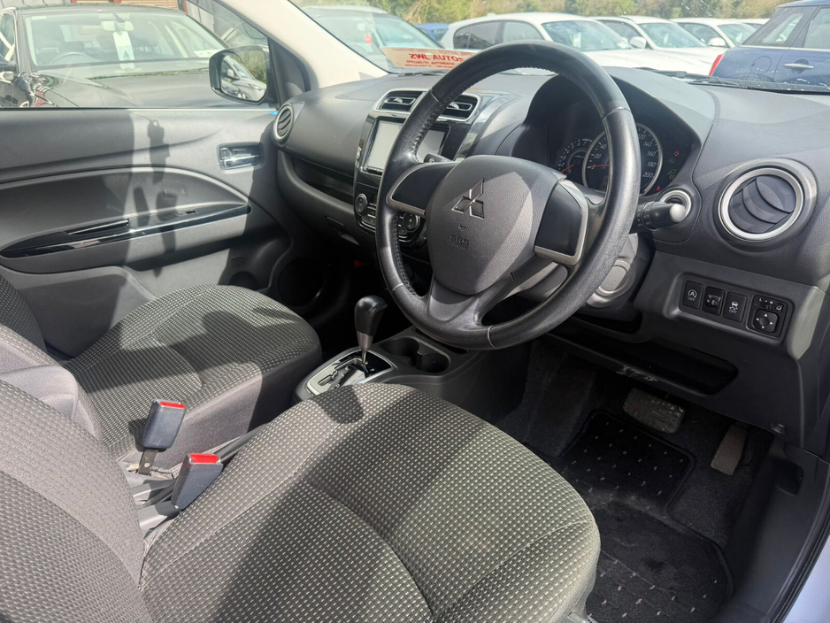 Mitsubishi Mirage — thumbnail 14
