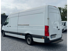2022 Mercedes-Benz Sprinter 2L Diesel For Sale Images