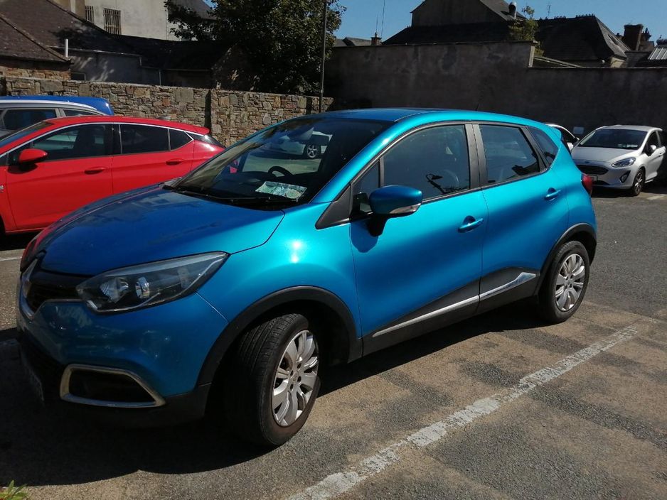 Renault Captur 1.5 Life Hatchback Diesel Manual (90bhp)