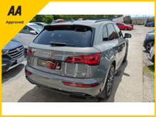 2023 Audi Q5 2L Petrol Plug-in Hybrid For Sale Images