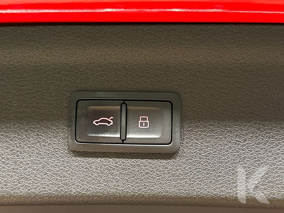 Audi Q3 1.4 TFSI - ALLOY WHEELS - ELECTRIC BOOT - REVERSE CAMERA - MULTI FUNCTION STEERING WHEEL - HEATING / AC CONTROLS — thumbnail 19