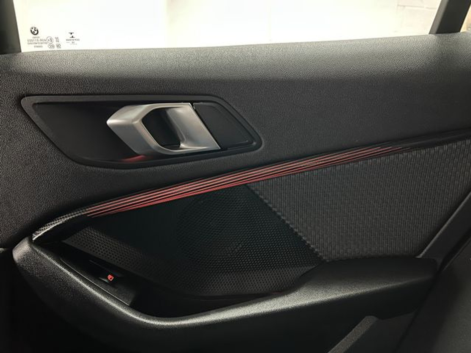 BMW 1 Series 118D PLAY EDITION JOY PLUS Automatic — thumbnail 30