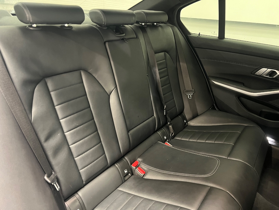 2022 BMW 3 Series 2L Petrol Plug-in Hybrid For Sale Images